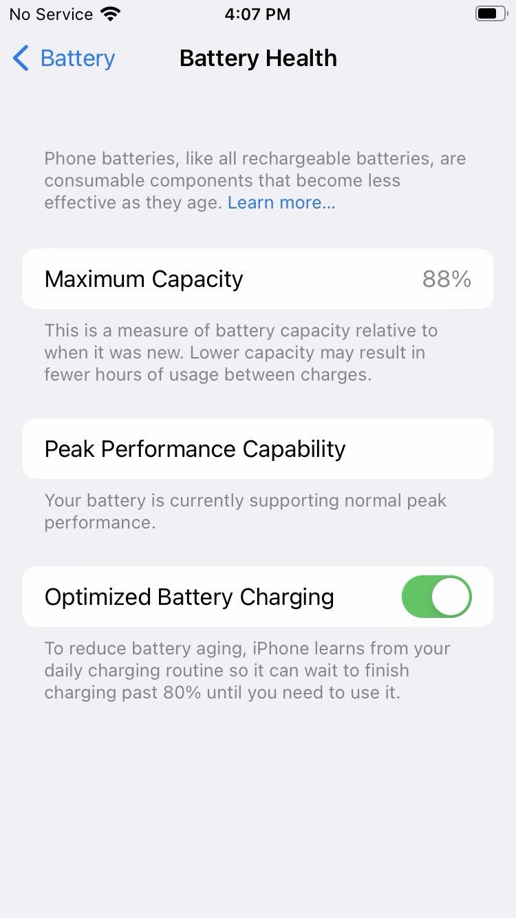 Apple A1660 iPhone 7 Black 32GB Unlocked MNAY2LL/A Battery Health 88%