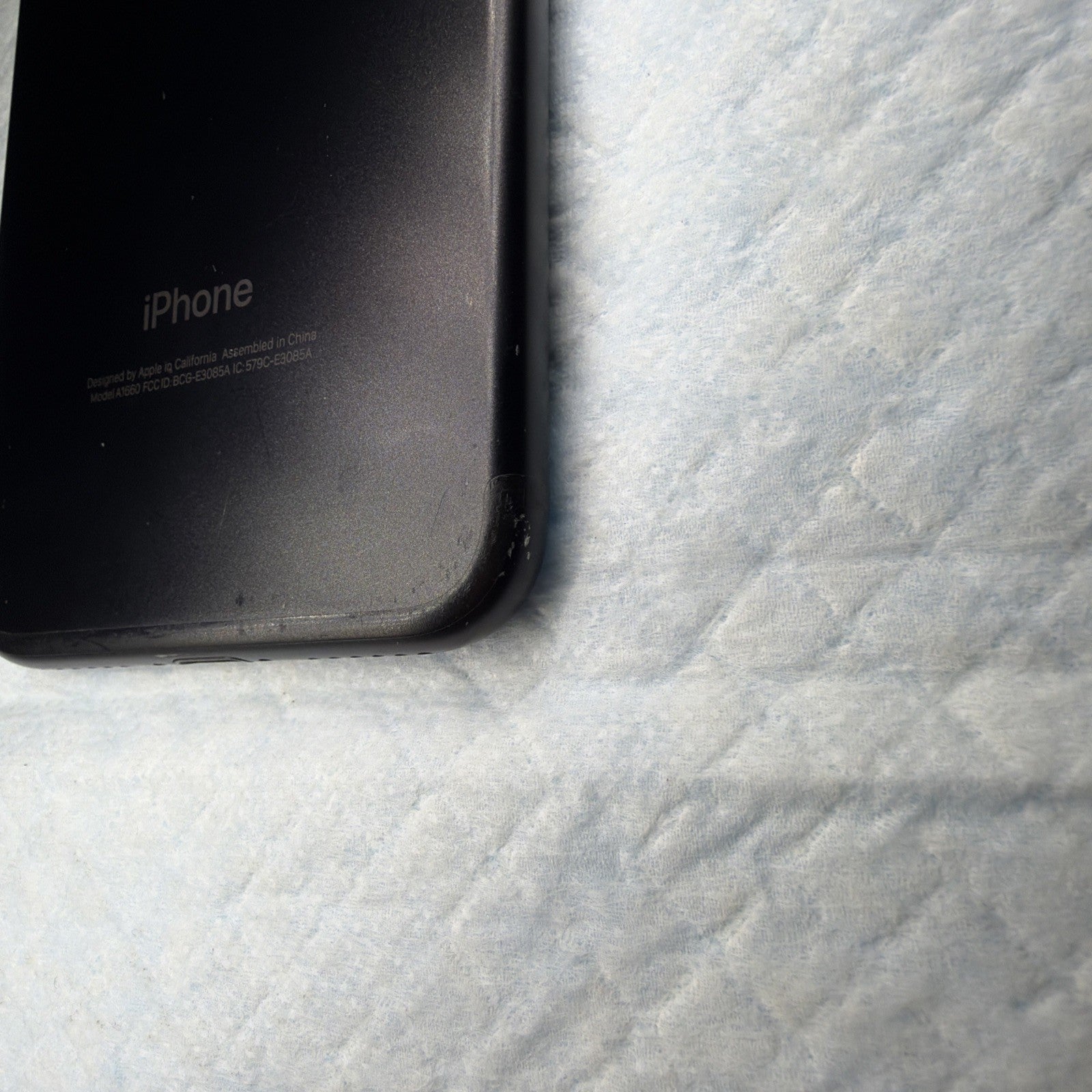 Apple A1660 iPhone 7 Black 32GB Unlocked MNAY2LL/A Battery Health 88%