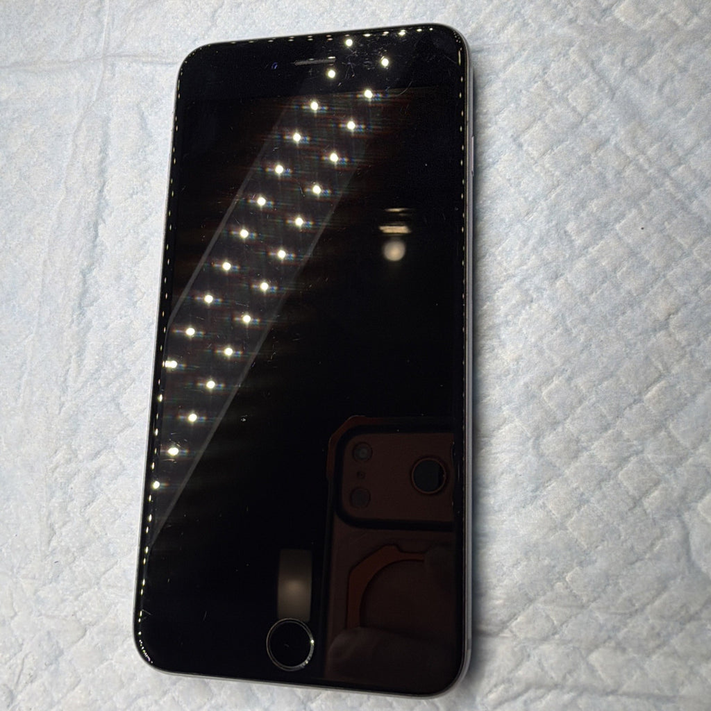 Apple A1687 iPhone 6s Plus 32GB Space Gray For Parts Repair AS-IS