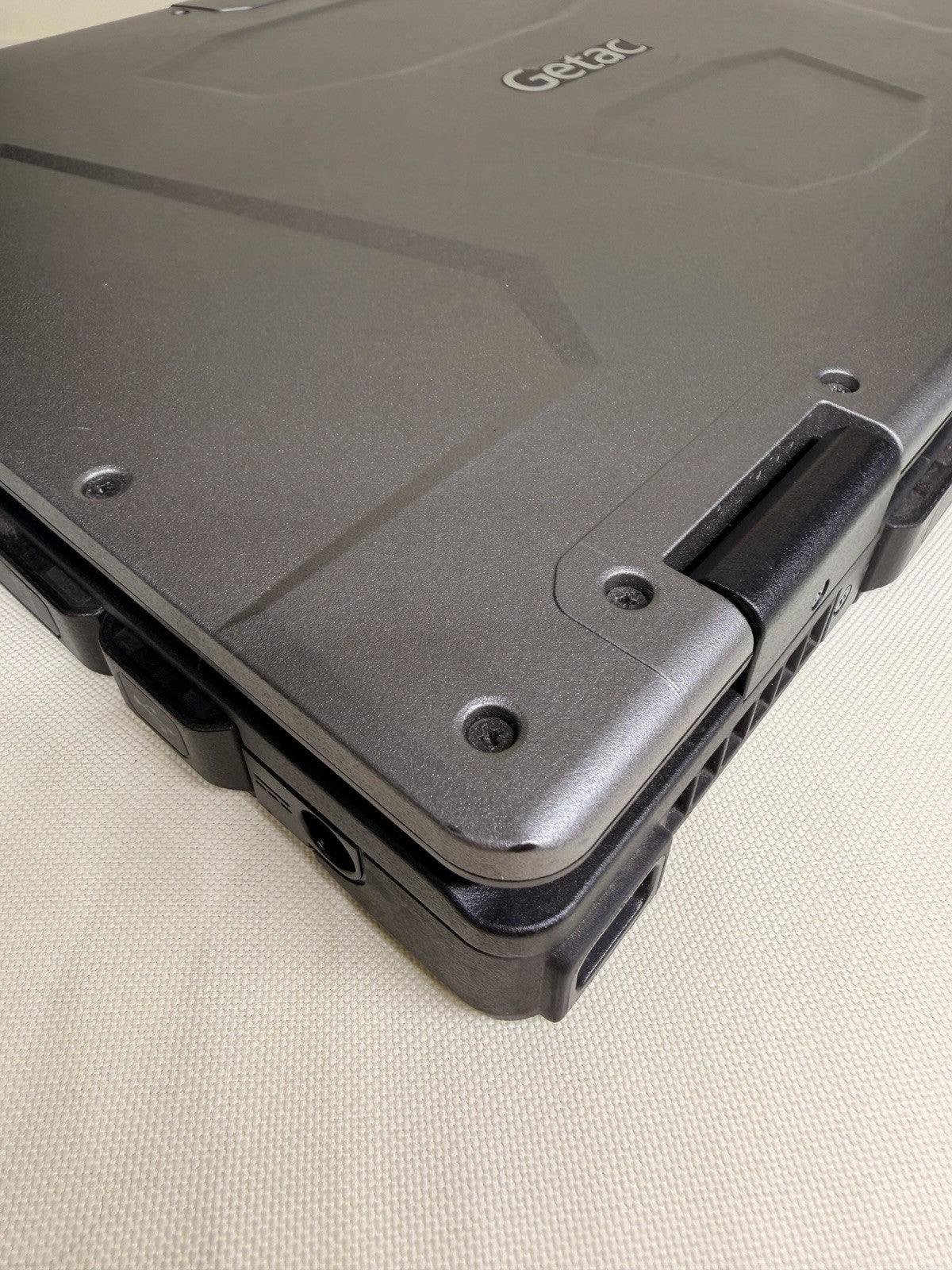 Getac S410 G2 Rugged i7-8550U Touchscreen 16GB 4G LTE WWAN No SSD / Adapter