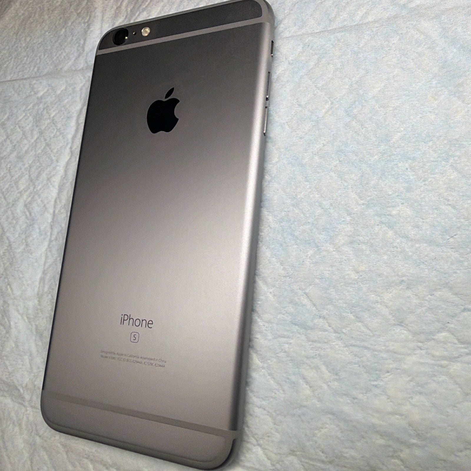 Apple A1687 iPhone 6s Plus 32GB Space Gray For Parts Repair AS-IS