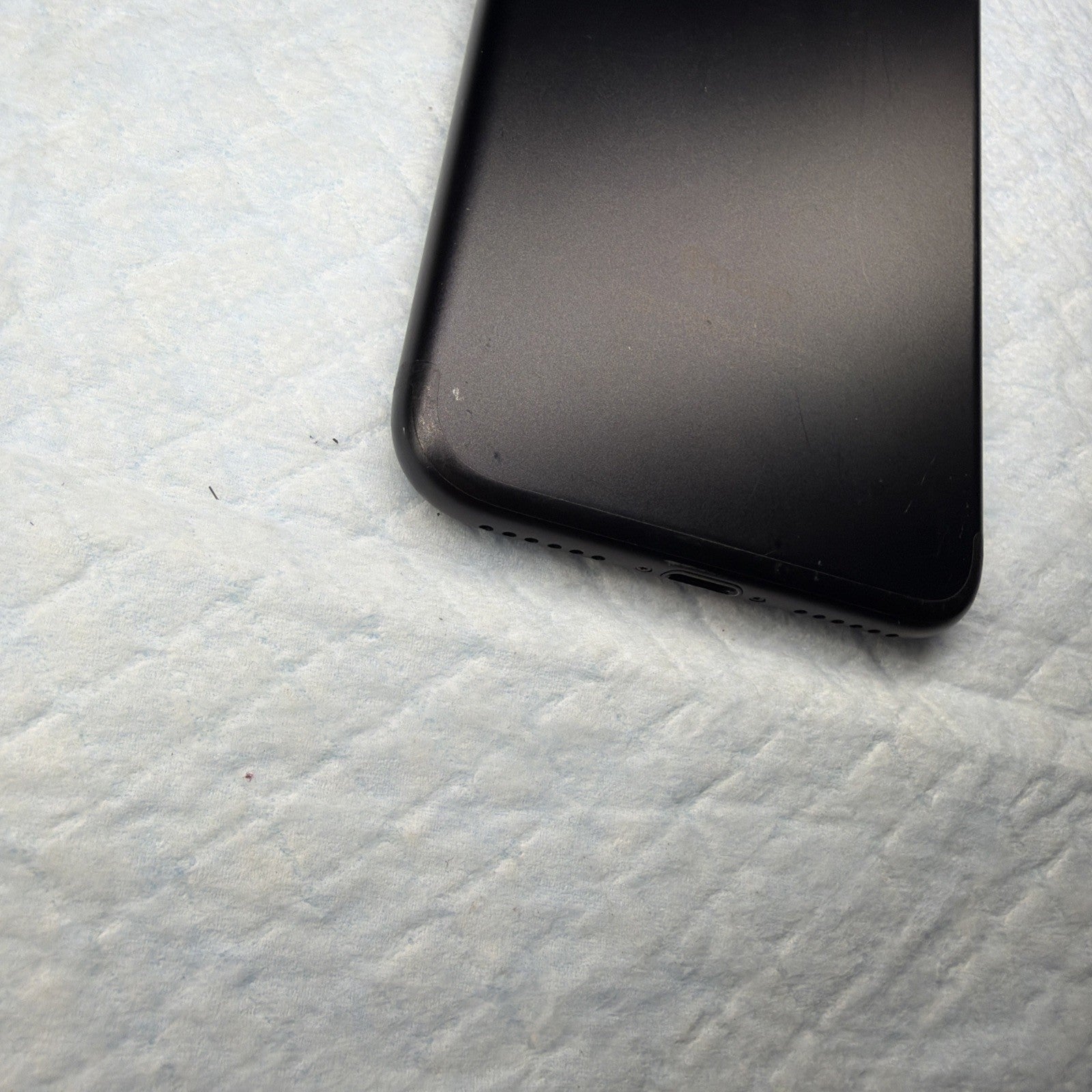 Apple A1660 iPhone 7 Black 32GB Unlocked MNAY2LL/A Battery Health 88%